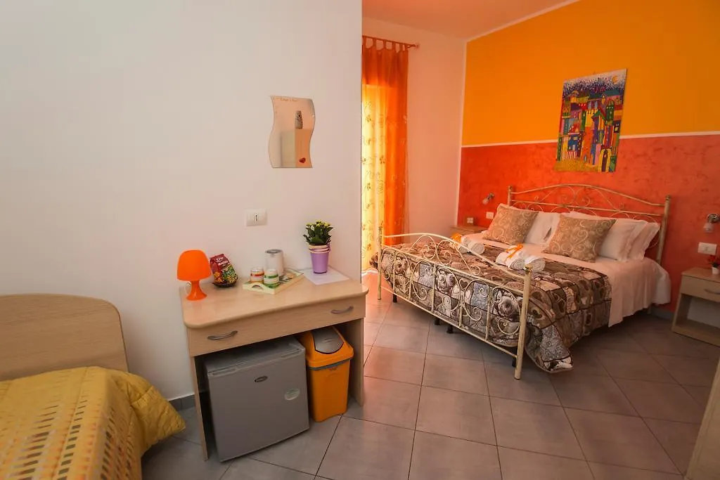 Penzion L'Angolo Di Laura Comfortable Rooms Trapani