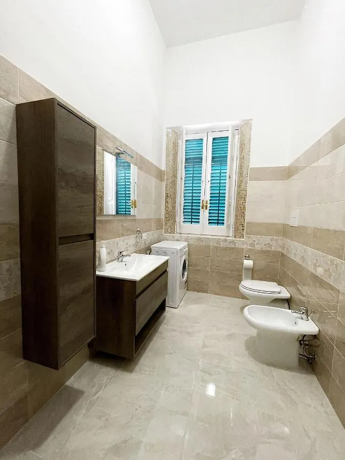 L'Angolo Di Laura Comfortable Rooms Trapani Italia