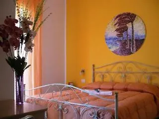 *** Affittacamere L'Angolo Di Laura Comfortable Rooms Trapani Italia