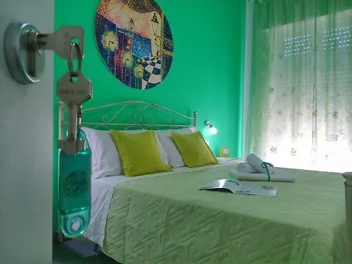 L'Angolo Di Laura Comfortable Rooms Trapani Affittacamere