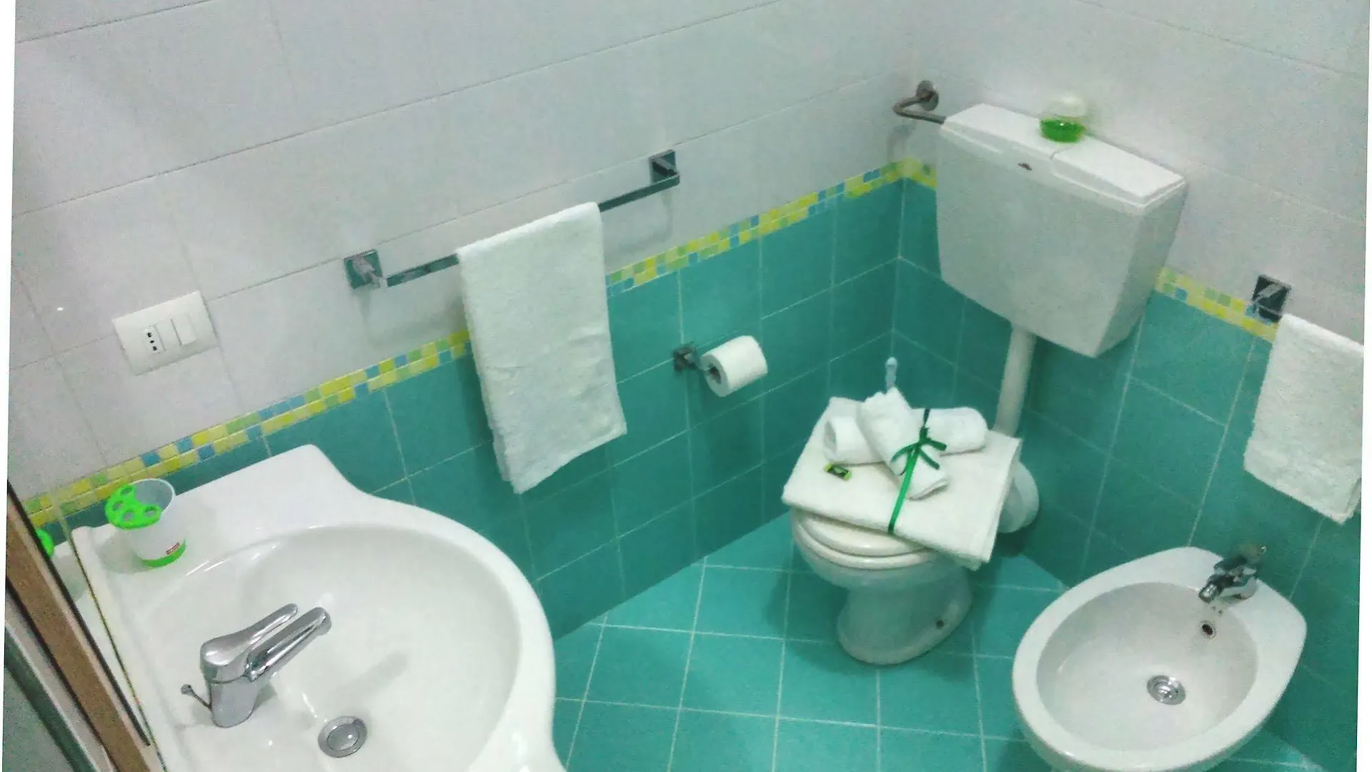 *** Affittacamere L'Angolo Di Laura Comfortable Rooms Trapani Italia
